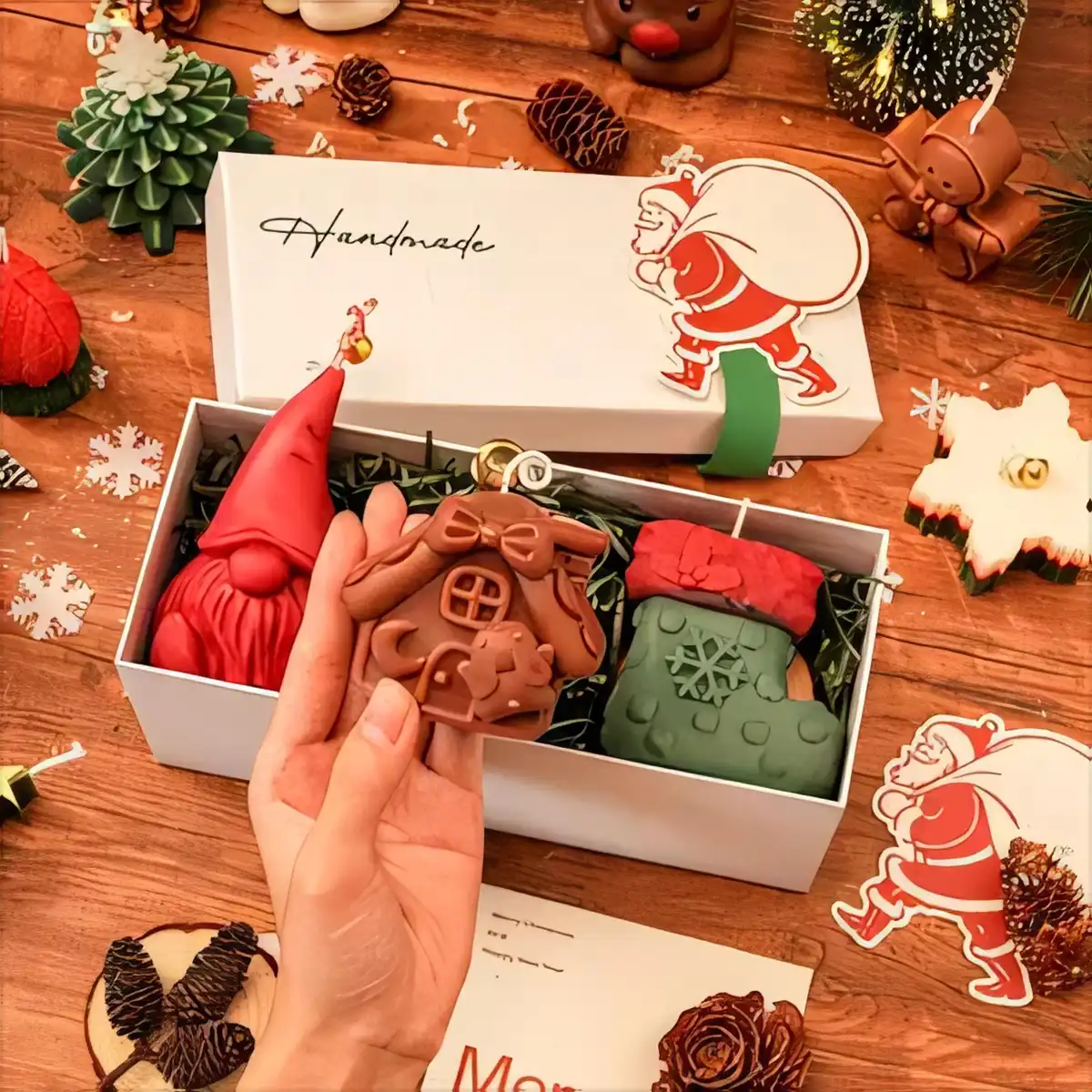 Festive Soy Wax Candle Trio alternate product angle