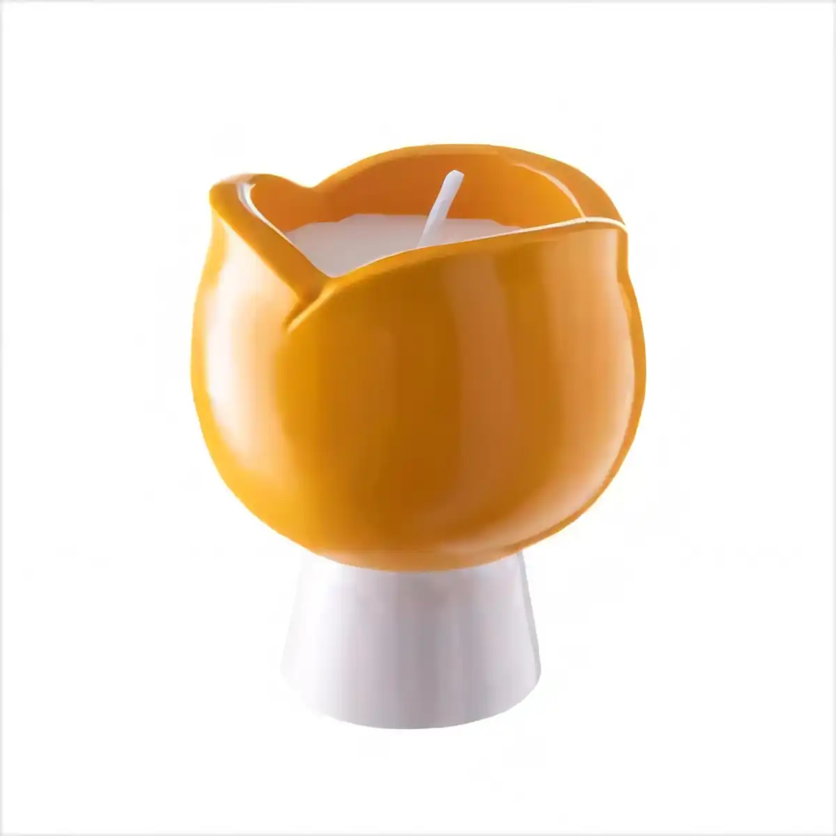 Tulip Soy Candle Ceramic Scented product close-up