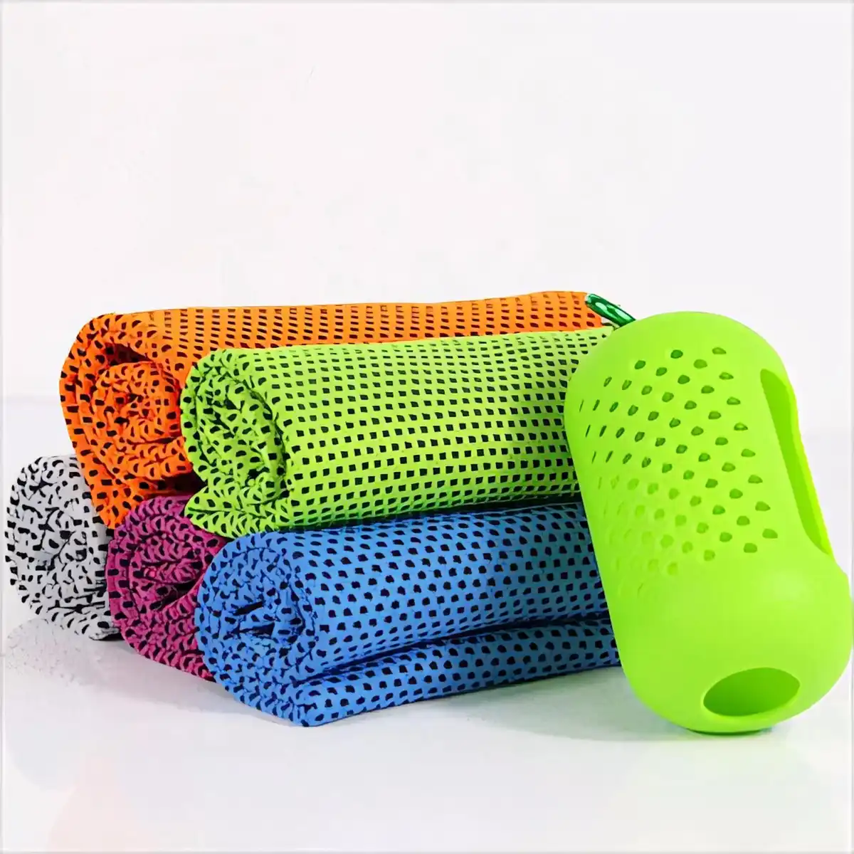 Chill Sports Towel Fast Dry alternate product angle