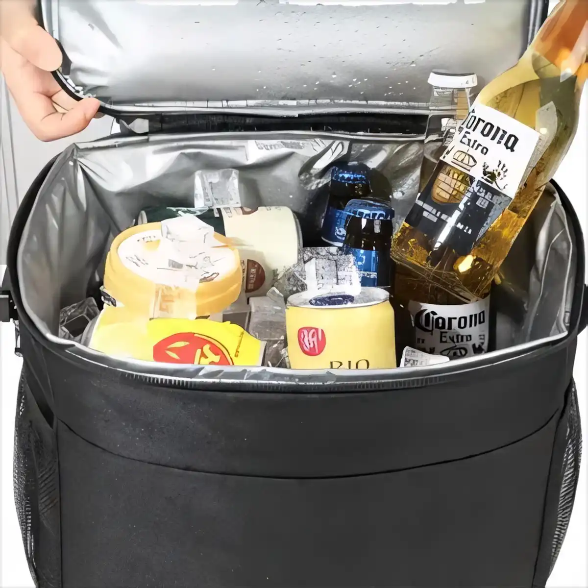Thermal Lunch Tote with Strap alternate product angle