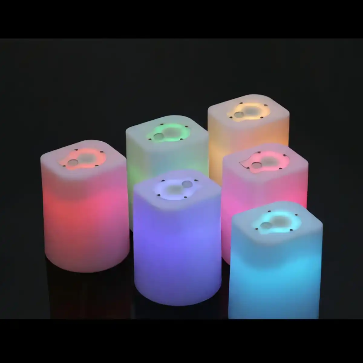 Glowing Dice Cup for Night Games product detail view